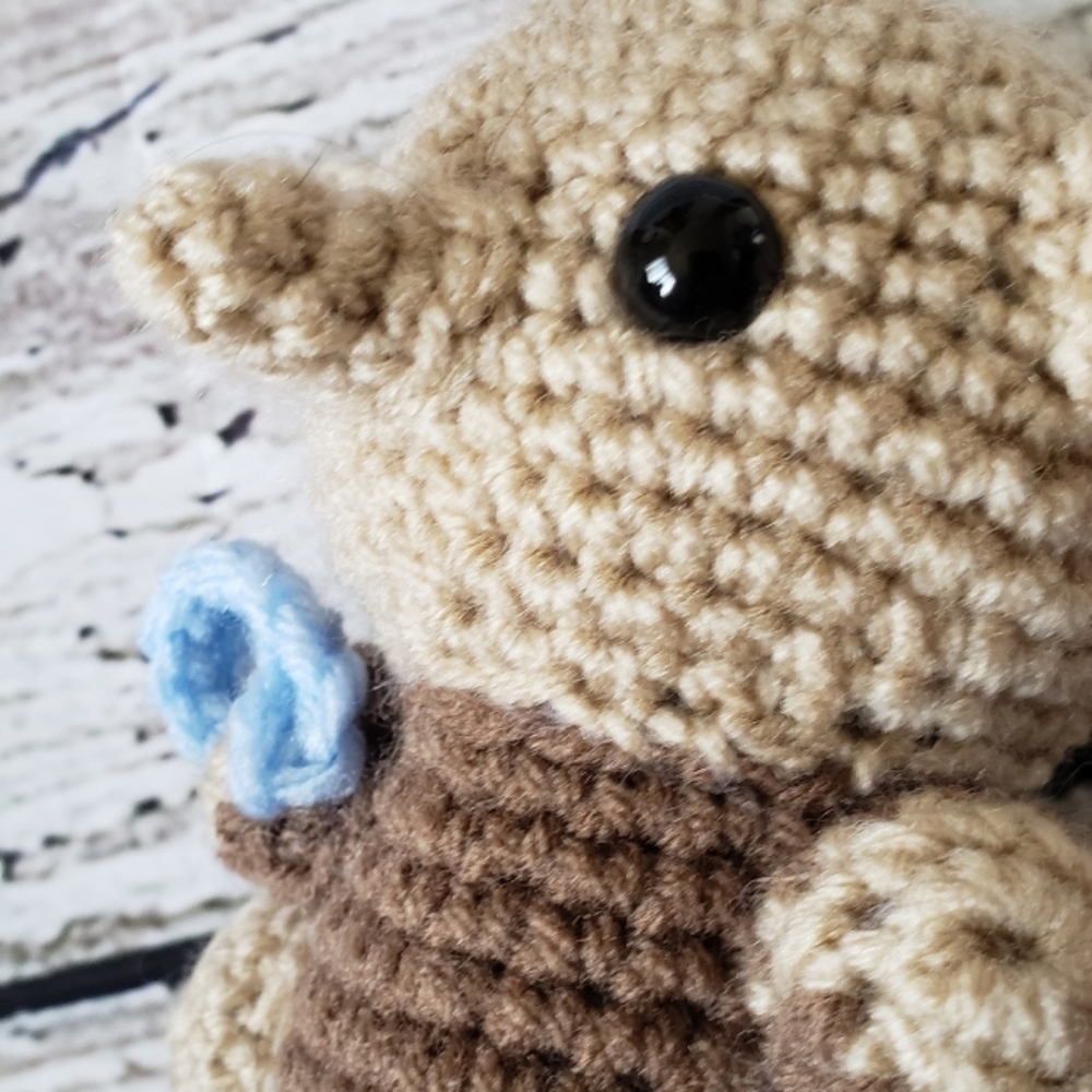 Crochet Chibi Dobby Amigurumi - Picture 3 of 8
